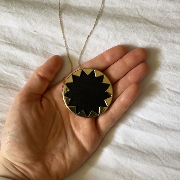 House of Harlow Black Starburst Long Necklace - Picture 3 of 4